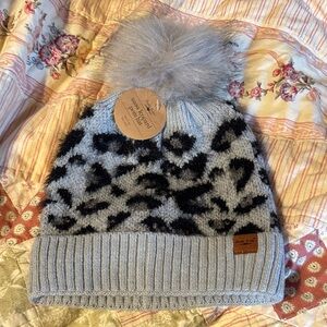 Chic Leopard Print Beanie with Pom